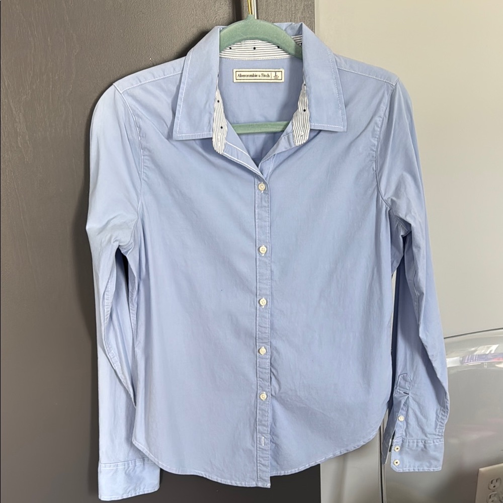 Abercrombie&Fitch Blue Button Down Shirt Women L Tailored Stretch Classic Oxford